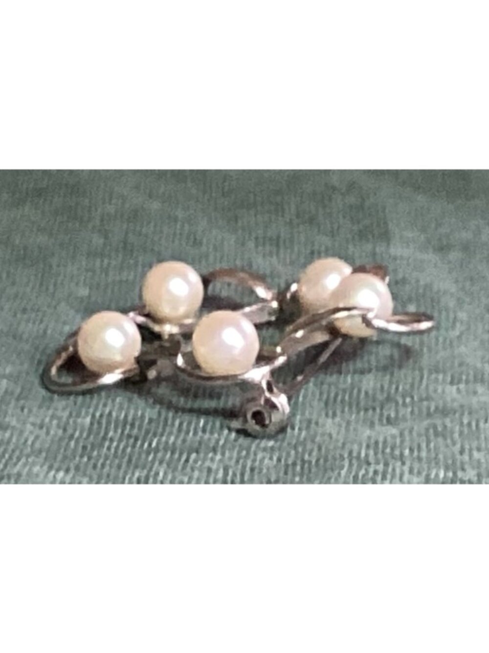 Vintage Pearl Wreath Brooch Pin Pendant Silver Tone Leaf & Vine Design - Picture 3 of 4